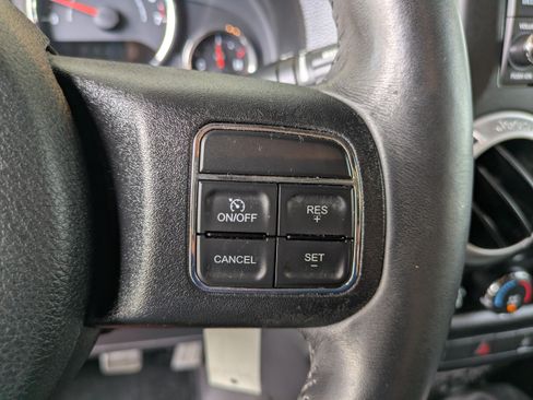 Used 2014 Jeep Wrangler Sahara w/ Connectivity Group AWD/4WD image 20