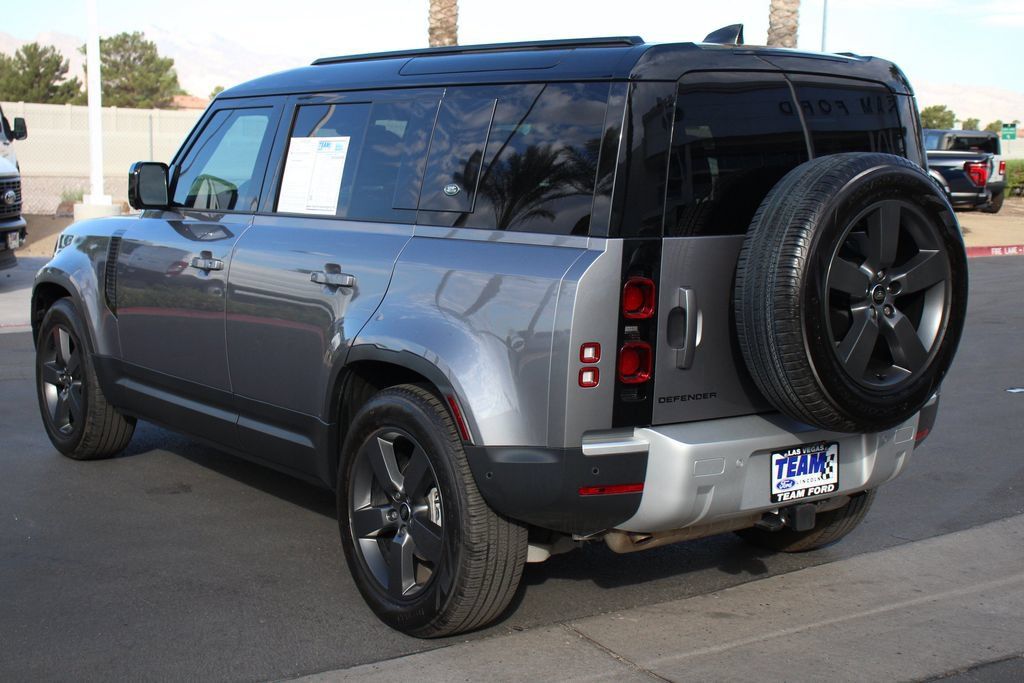 Used 2024 Land Rover Defender 110 S AWD/4WD image 5