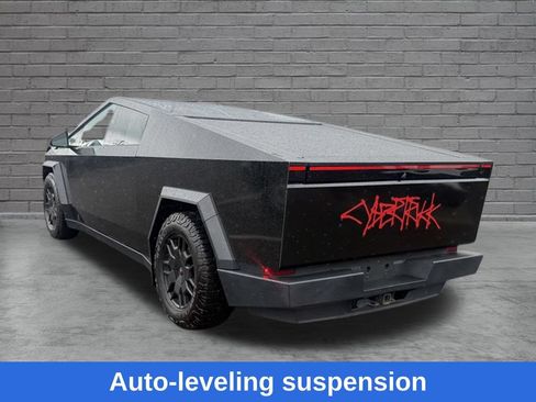 Used 2024 Tesla Cybertruck Cyberbeast AWD/4WD image 5