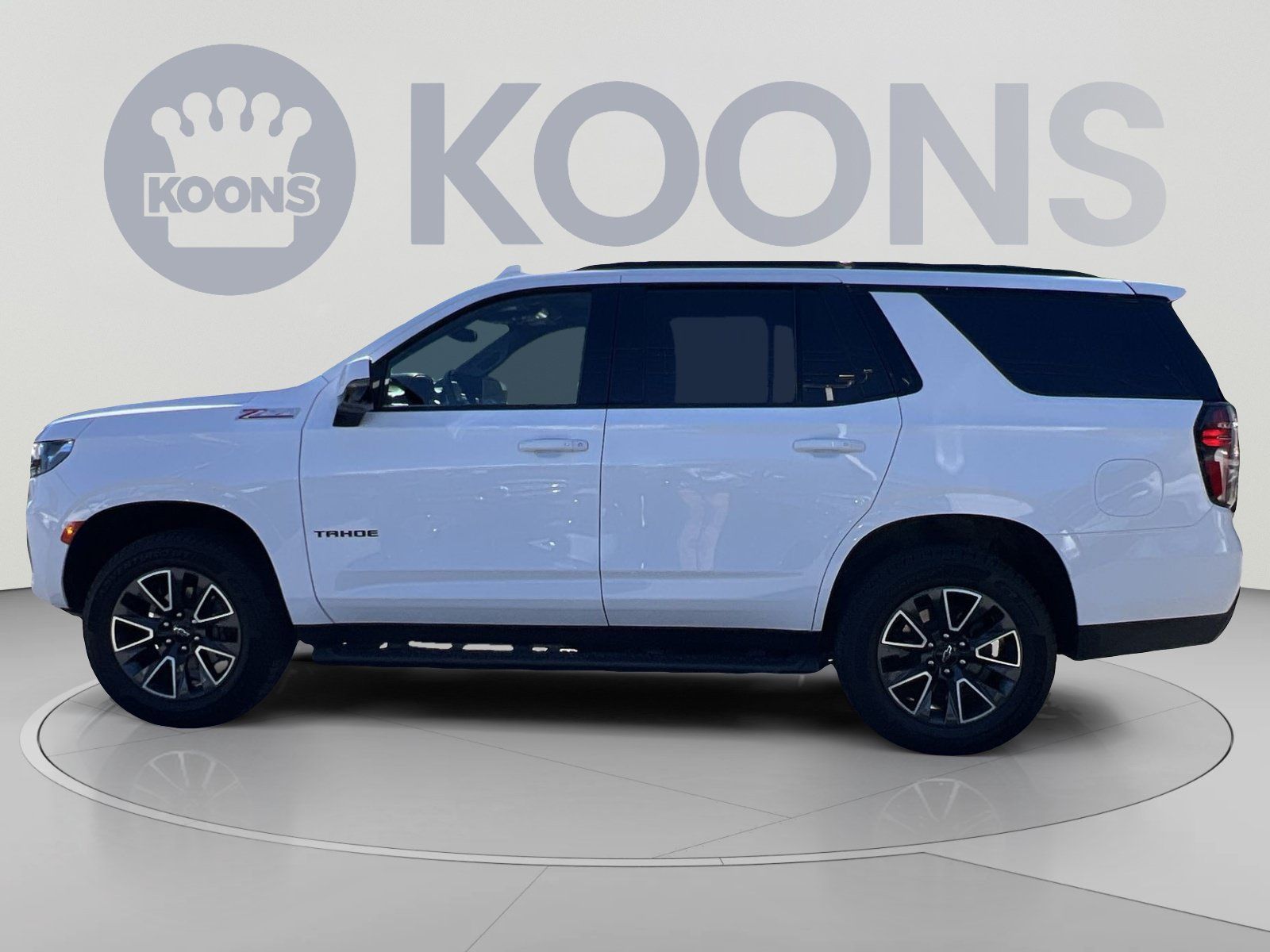 Used 2023 Chevrolet Tahoe Z71 w/ Luxury Package AWD/4WD image 7