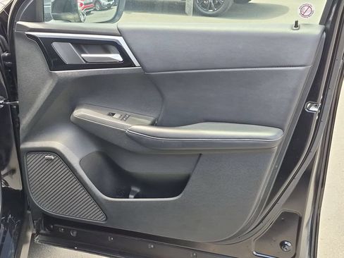 Used 2025 Mitsubishi Outlander SE AWD/4WD image 33