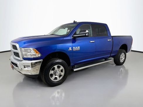 Used 2017 RAM 2500 SLT w/ Luxury Group AWD/4WD image 3