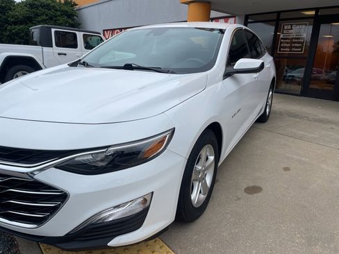 Used 2023 Chevrolet Malibu LS w/ Driver Confidence Package image 8