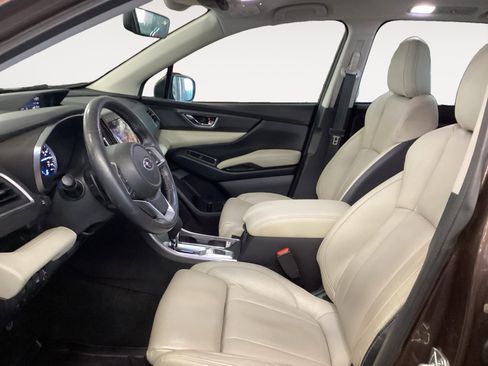 Used 2019 Subaru Ascent Limited w/ Popular Package #2A image 9