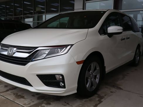 Used 2018 Honda Odyssey EX-L image 3