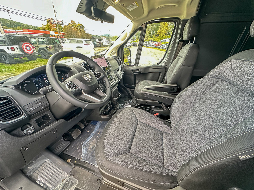New 2026 RAM ProMaster 2500 w/ Quick Order Package 22H SLT+ FWD image 9