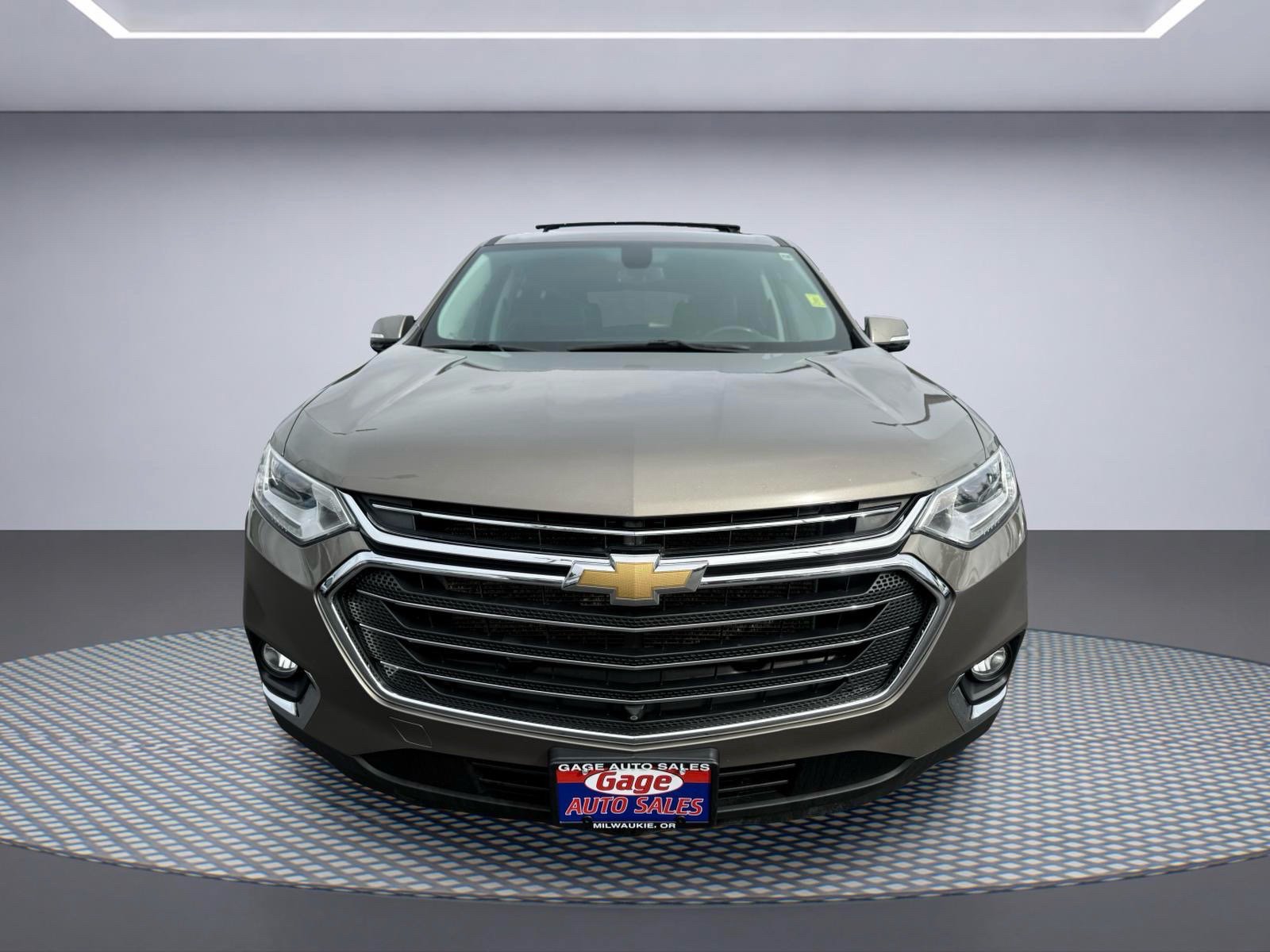 Used 2020 Chevrolet Traverse LT w/ LT Premium Package AWD/4WD image 13