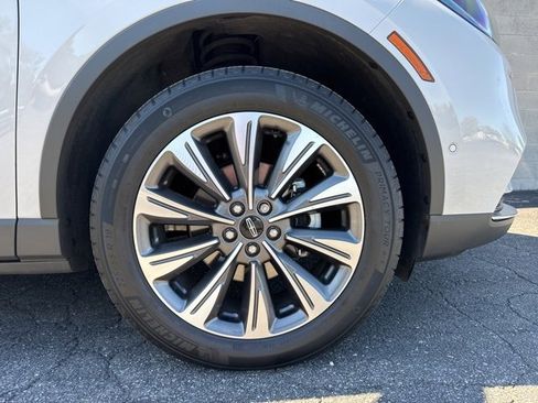 Used 2022 Lincoln Corsair Reserve w/ Equipment Group 201A image 28