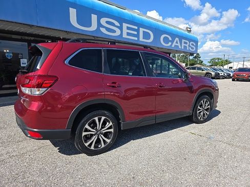 Used 2023 Subaru Forester Limited image 5