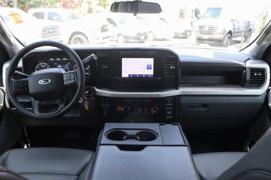 Used 2023 Ford F250 XL w/ XL Chrome Package RWD image 25
