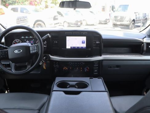 Used 2023 Ford F250 XL w/ XL Chrome Package RWD image 25