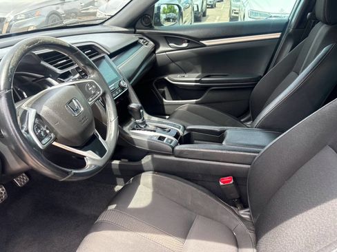 Used 2019 Honda Civic Sport image 3