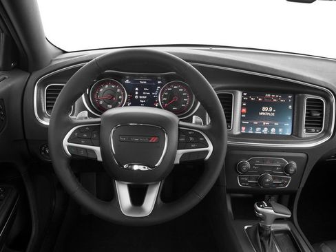 Certified 2017 Dodge Charger R/T RWD image 10