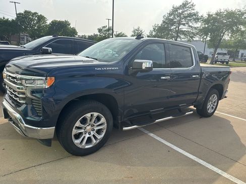 Used 2023 Chevrolet Silverado 1500 LTZ w/ Technology Package RWD image 1