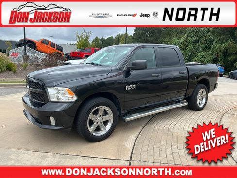 Used 2017 RAM 1500 Express image 1