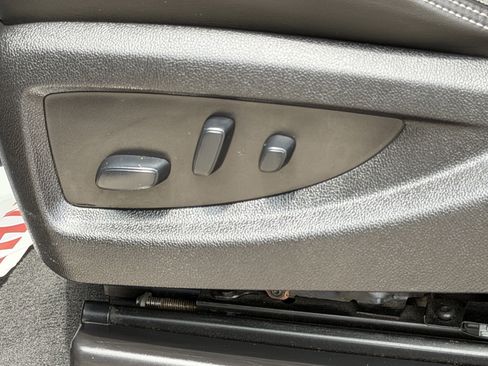 Used 2019 GMC Sierra 3500 Denali w/ Duramax Plus Package AWD/4WD image 13