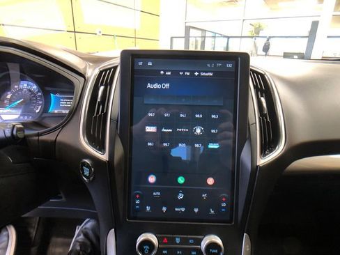 Certified 2024 Ford Edge SEL w/ Convenience Package AWD/4WD image 15