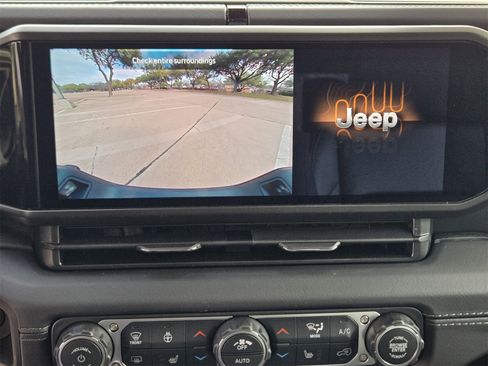 New 2026 Jeep Gladiator Sport image 19