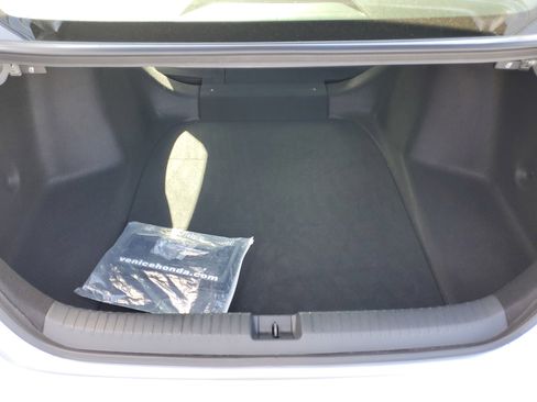 Used 2024 Honda Accord Sport image 11