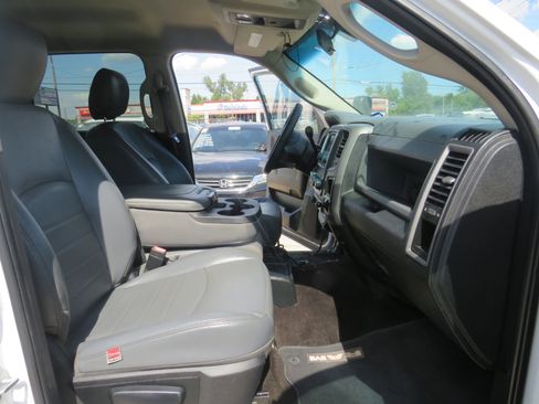 Used 2017 RAM 2500 Tradesman w/ Popular Equipment Group image 19