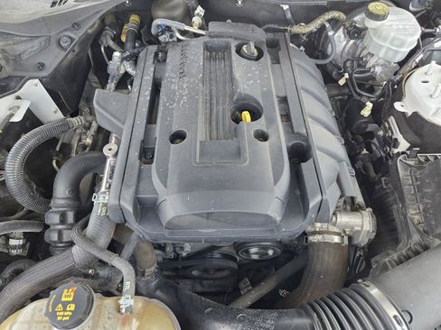 Used 2019 Ford Mustang Coupe RWD image 30