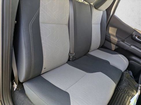 Used 2021 Toyota Tacoma TRD Off-Road w/ Technology Package image 18