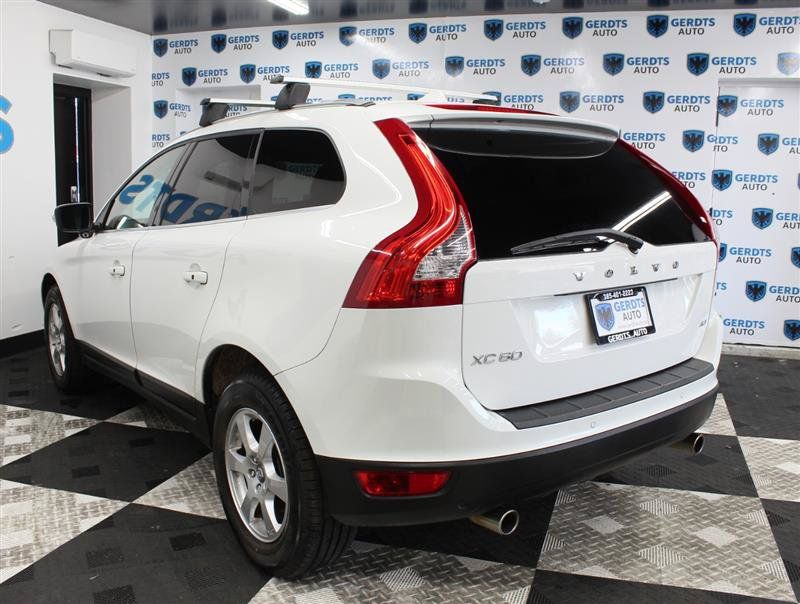 Used 2012 Volvo XC60 3.2 AWD/4WD image 2