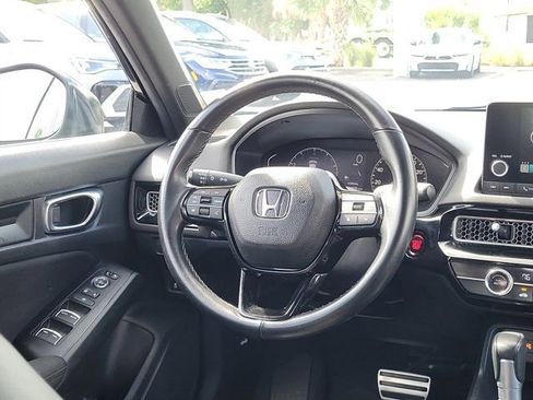 Used 2024 Honda Civic Sport image 3