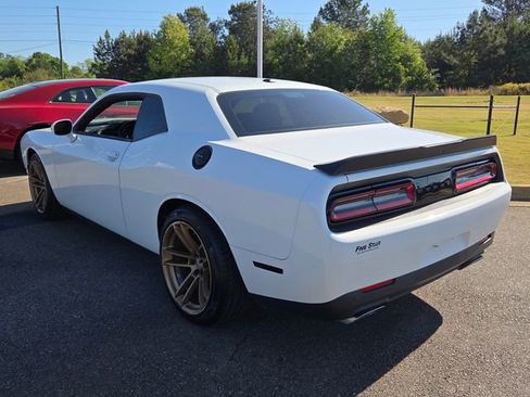 Used 2022 Dodge Challenger R/T w/ Blacktop Package RWD image 10