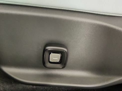 New 2026 Volvo EX30 Ultra w/ Protection Package AWD/4WD image 12