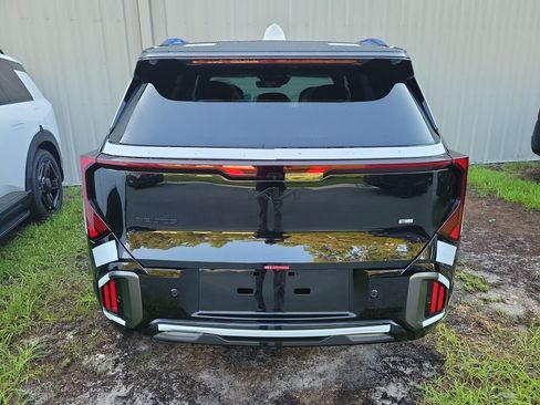 New 2027 Kia Seltos X-Line SX AWD/4WD image 3