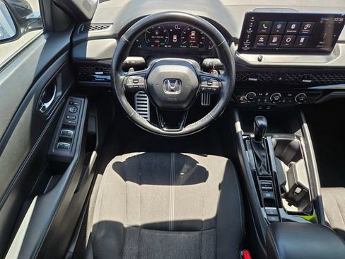 Used 2023 Honda Accord Sport image 11
