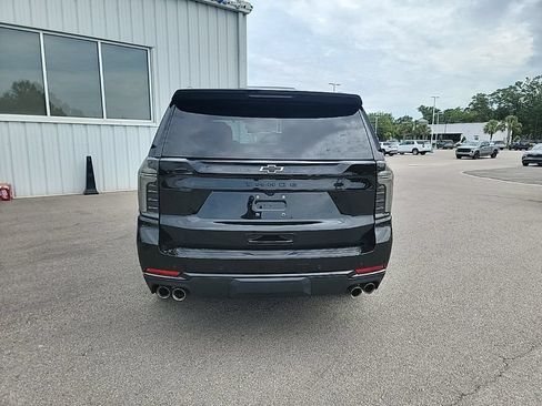 Used 2025 Chevrolet Tahoe Z71 w/ Comfort Package AWD/4WD image 4