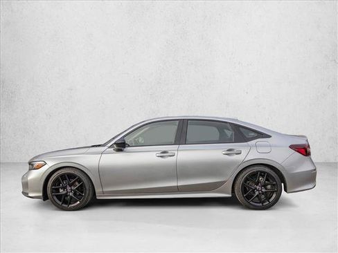 Used 2025 Honda Civic Sport image 8