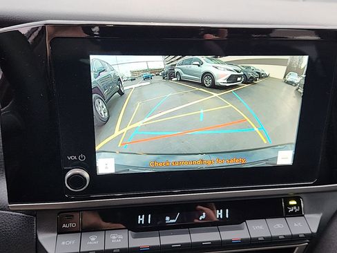 Used 2025 Toyota Camry LE image 15