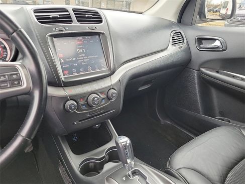 Used 2020 Dodge Journey Crossroad image 20