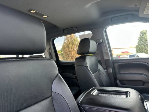 Used 2017 GMC Sierra 1500 SLT w/ SLT Premium Package AWD/4WD image 17