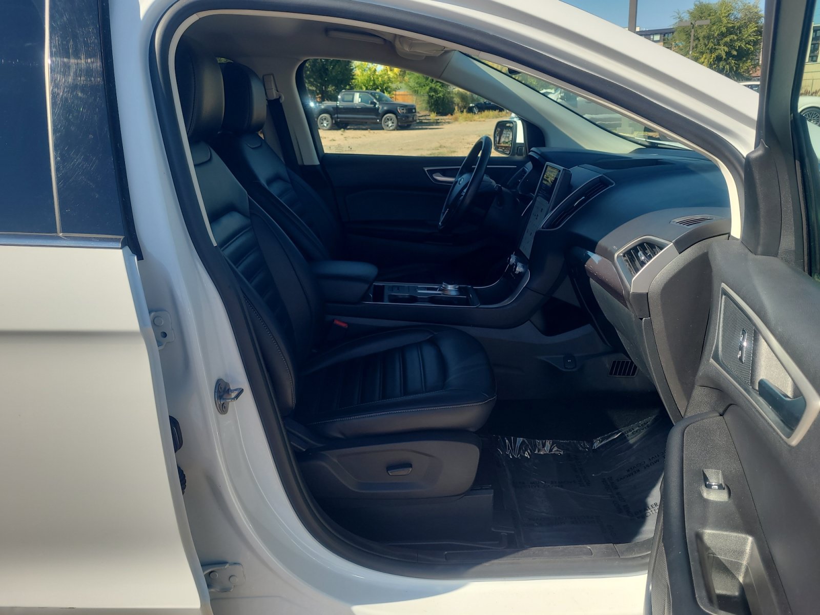Used 2024 Ford Edge SEL AWD/4WD image 19