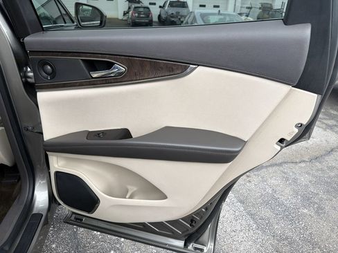 Used 2016 Lincoln MKX Reserve w/ Technology Package image 16