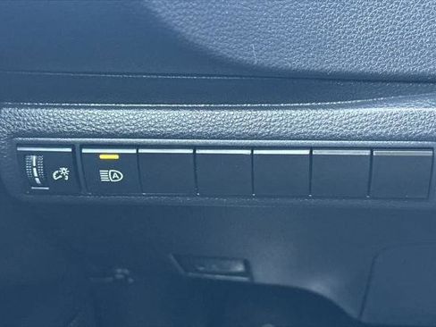 Certified 2024 Toyota Corolla LE image 28