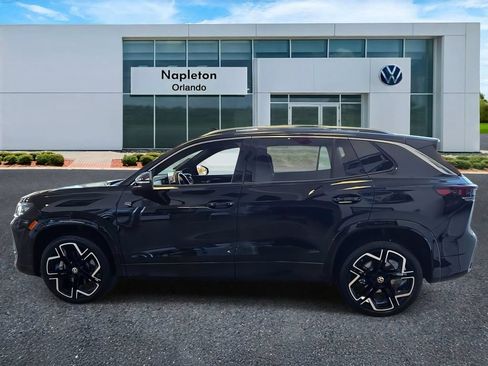 New 2026 Volkswagen Tiguan SEL R-Line AWD/4WD image 10