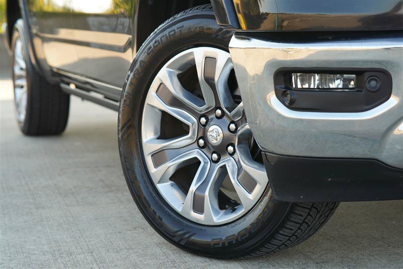 Used 2019 RAM 1500 Limited AWD/4WD image 18