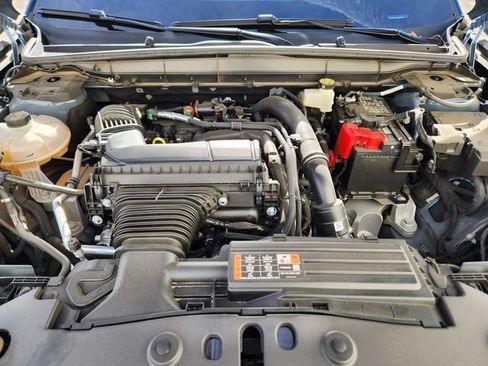 New 2025 Lincoln Nautilus Premier w/ Equipment Group 102A image 19