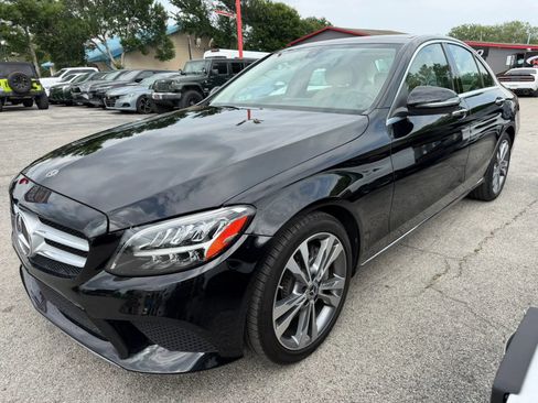 Used 2021 Mercedes-Benz C 300 Sedan w/ Premium Package image 17