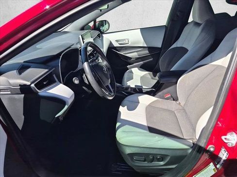 Used 2022 Toyota Corolla XSE FWD image 8
