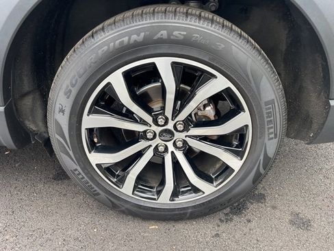 Used 2022 Ford Explorer ST-Line image 8