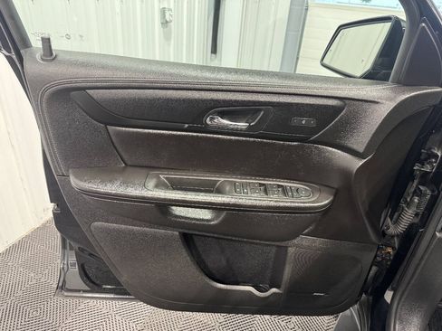 Used 2017 Chevrolet Traverse LT AWD/4WD image 9