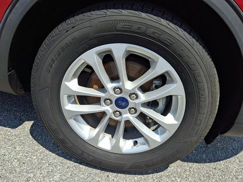 Used 2020 Ford Escape SE AWD/4WD image 8