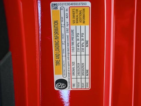 Used 2025 Chevrolet Corvette Stingray Premium Conv w/ Z51 Performance Package image 28