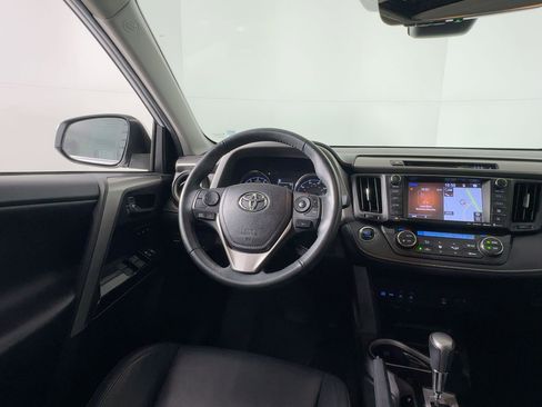 Used 2018 Toyota RAV4 Limited w/ Advanced Technology Package image 27